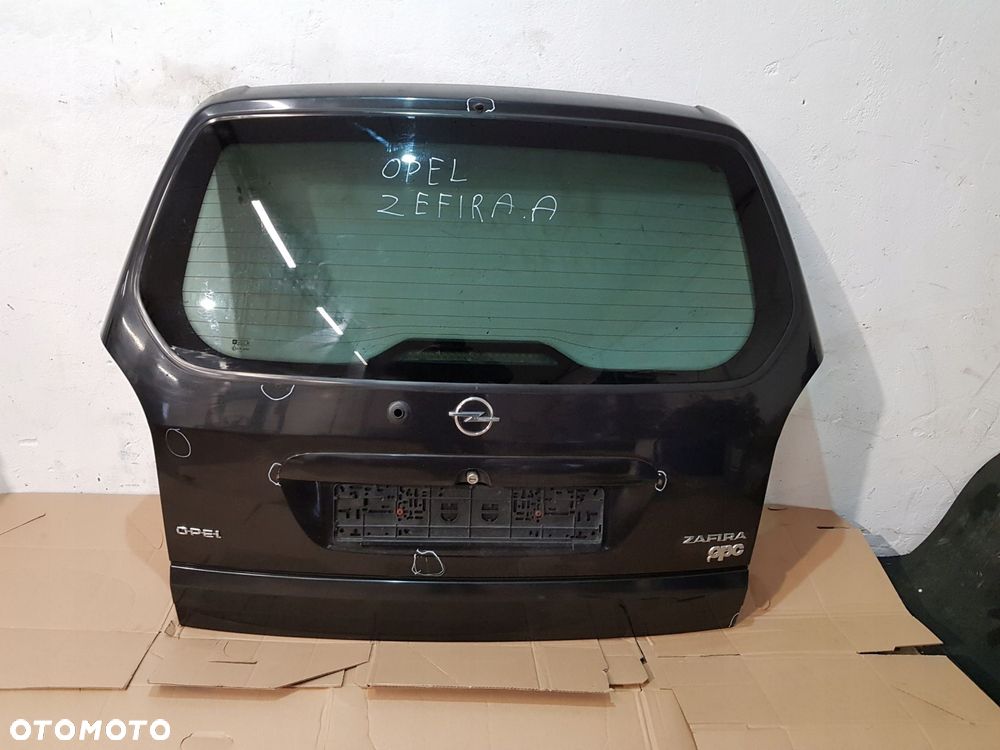 klapa tylna bagażnika opel zafira a opc z298 - 1