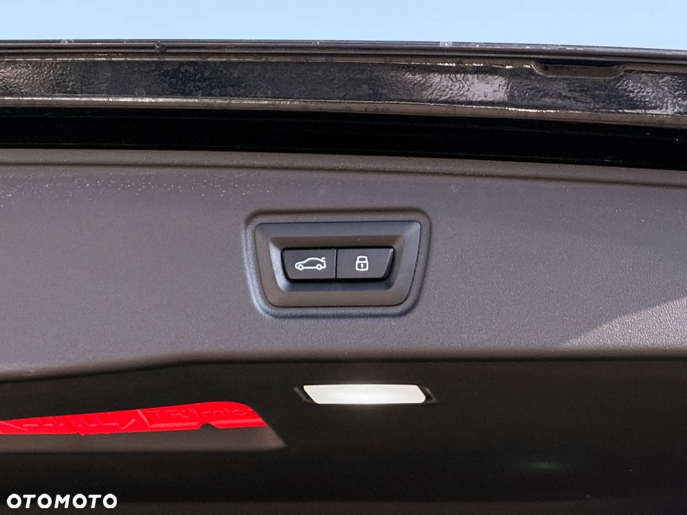 BMW Seria 5 520d - 16