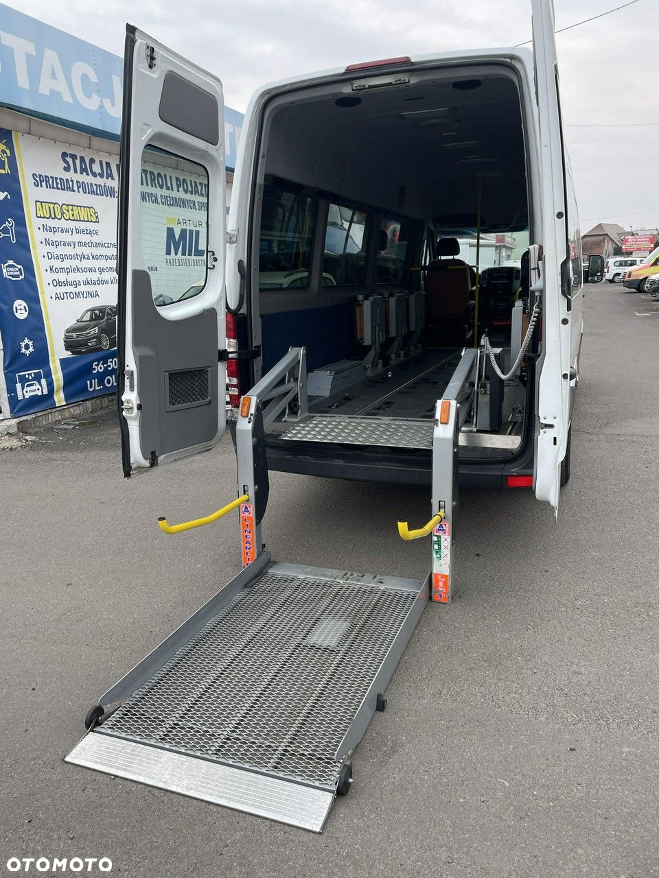 Mercedes-Benz Sprinter - 31