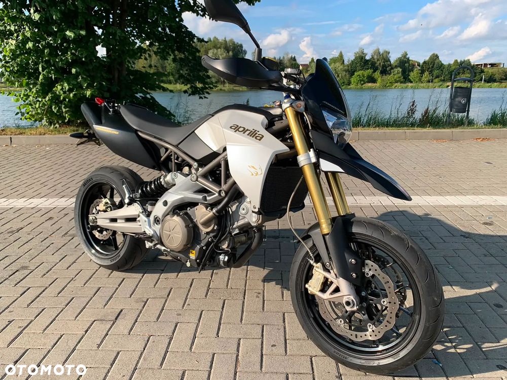 Aprilia Dorsoduro - 19
