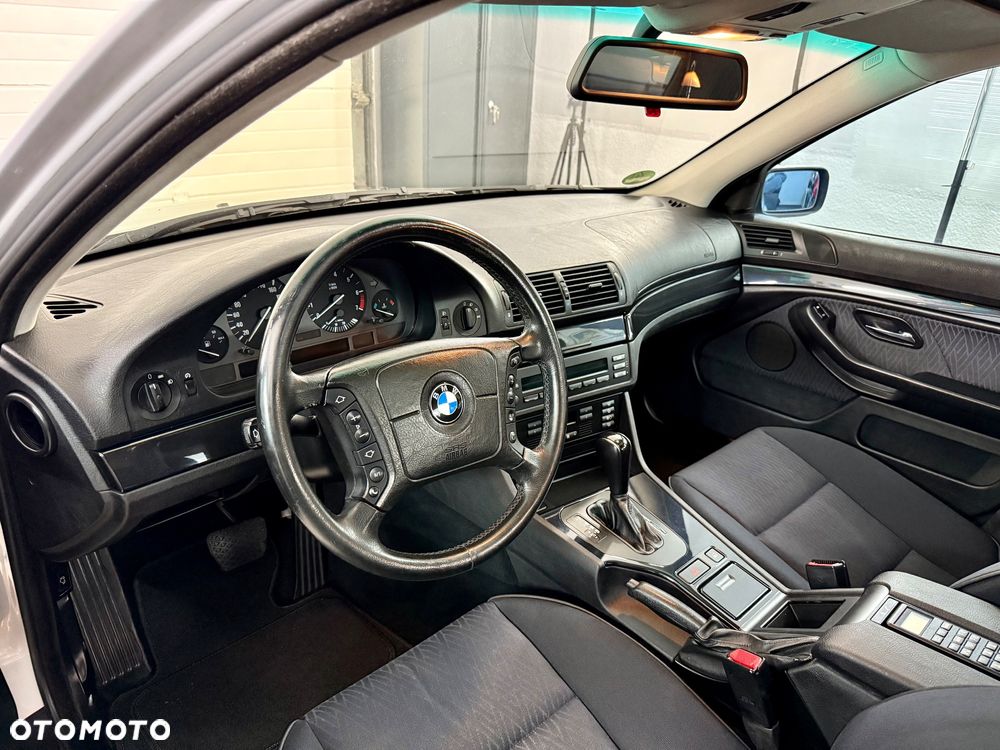 BMW Seria 5 - 14