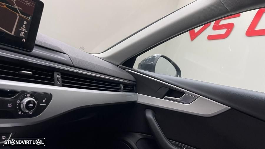 Audi A4 Avant 2.0 TDI Business Line - 13