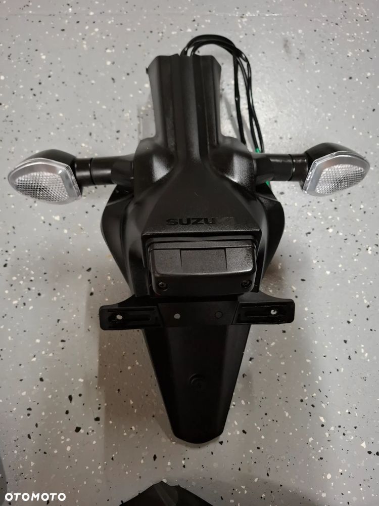 Suzuki GSXS 1000 950 gsx-s owiewka wypełnienie boczek ogon zadupek - 4