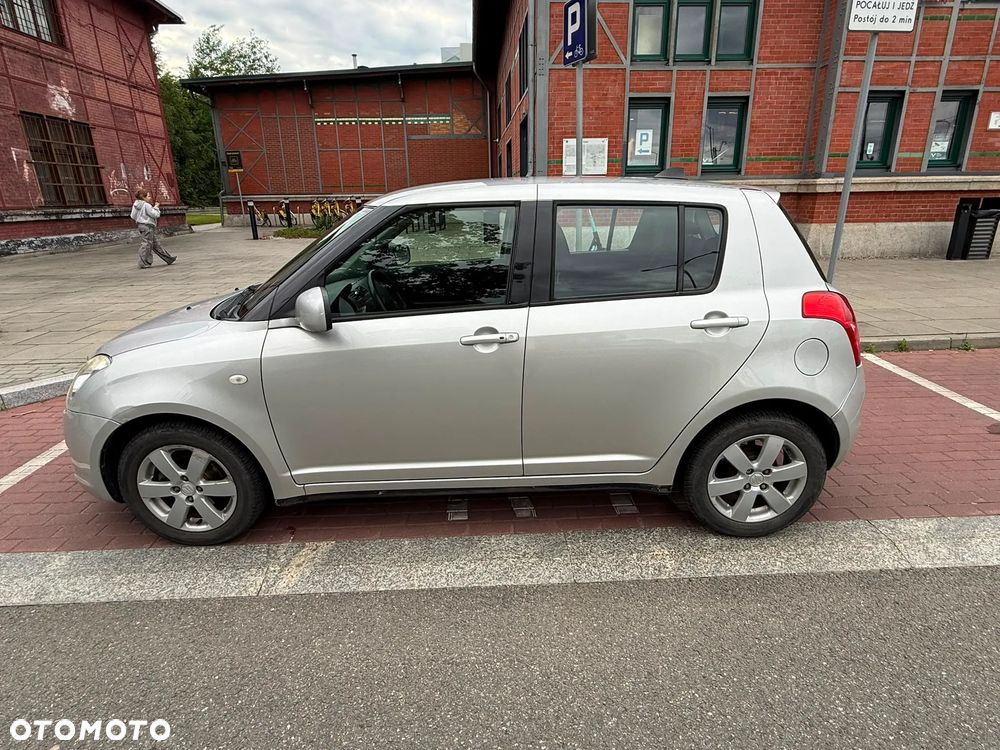 Suzuki Swift 1.3 GLX / Comfort - 4