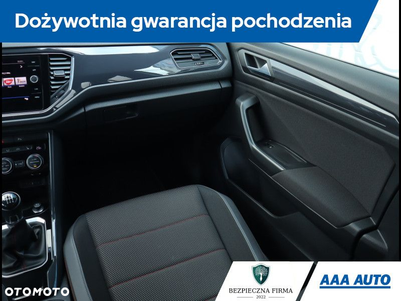Volkswagen T-Roc - 9