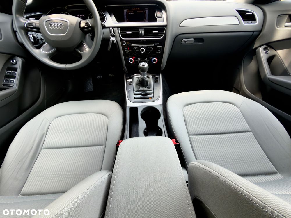 Audi A4 Avant 1.8 TFSI Attraction - 23