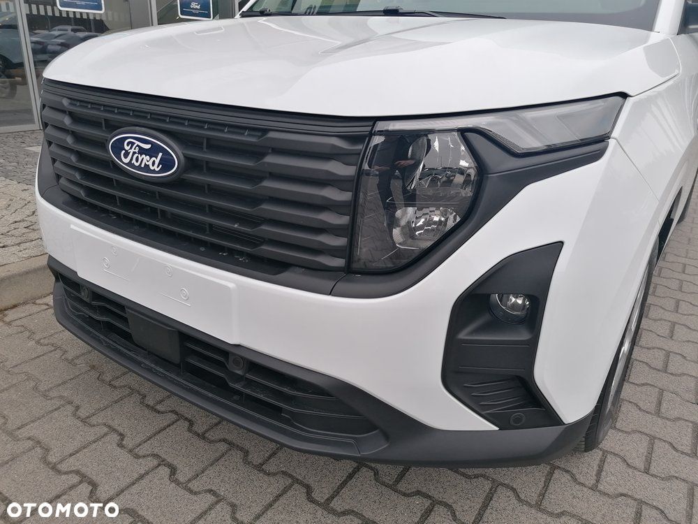 Ford Courier VAN - 3