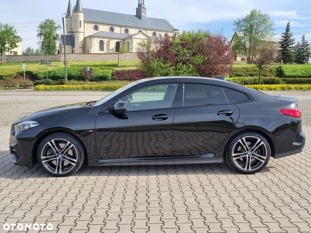 BMW Seria 2 220d xDrive - 9