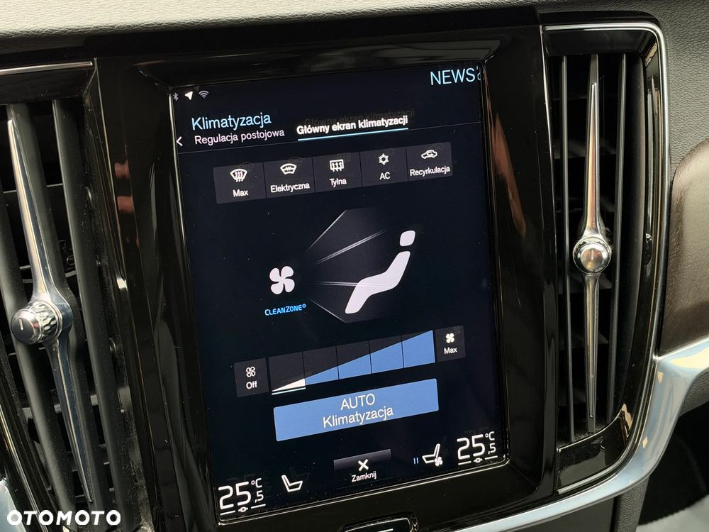 Volvo V90 Cross Country D5 AWD Pro - 17