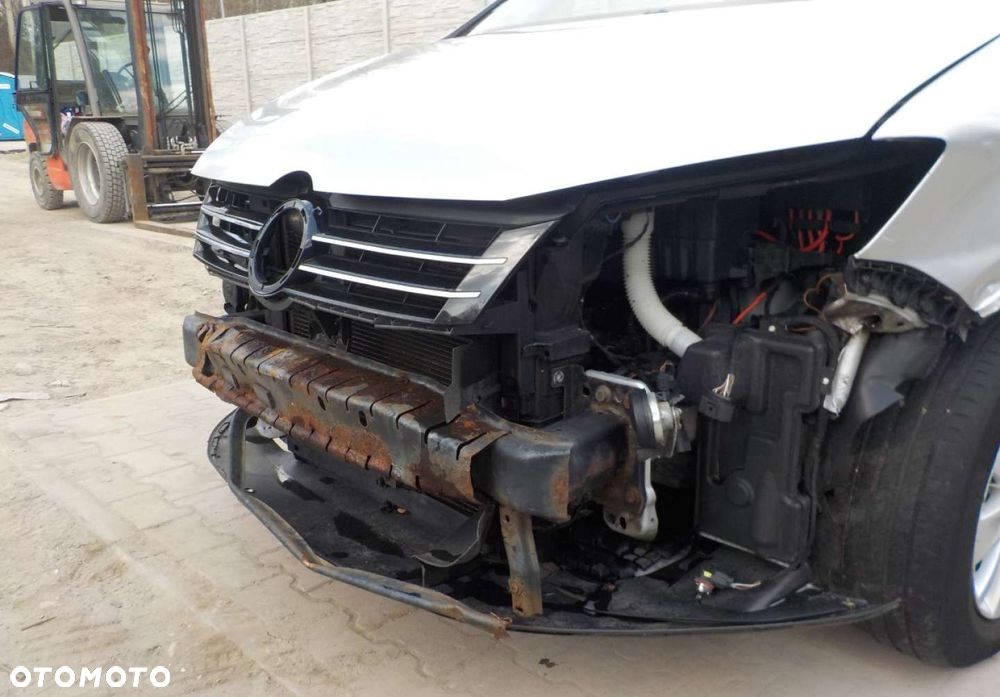 Volkswagen Sharan - 3