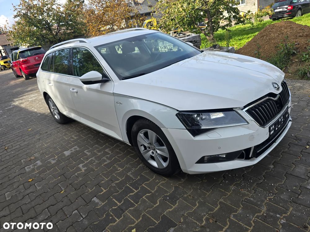Skoda Superb 1.6 TDI Ambition - 3