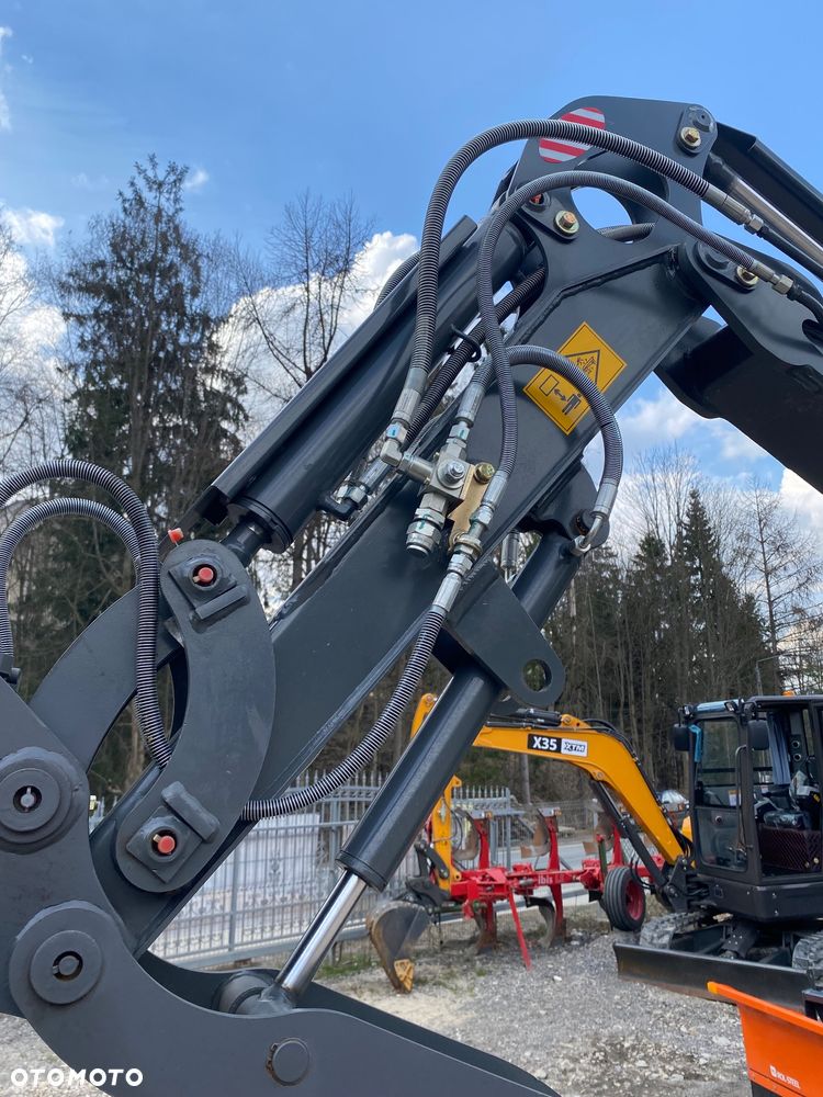 Inny PROMOCJA Mini Koparka XTM X20S 2 tony NOWA gwarancja - 4