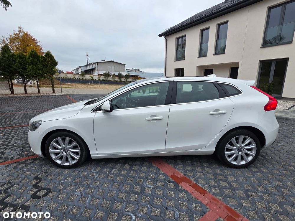 Volvo V40 - 9