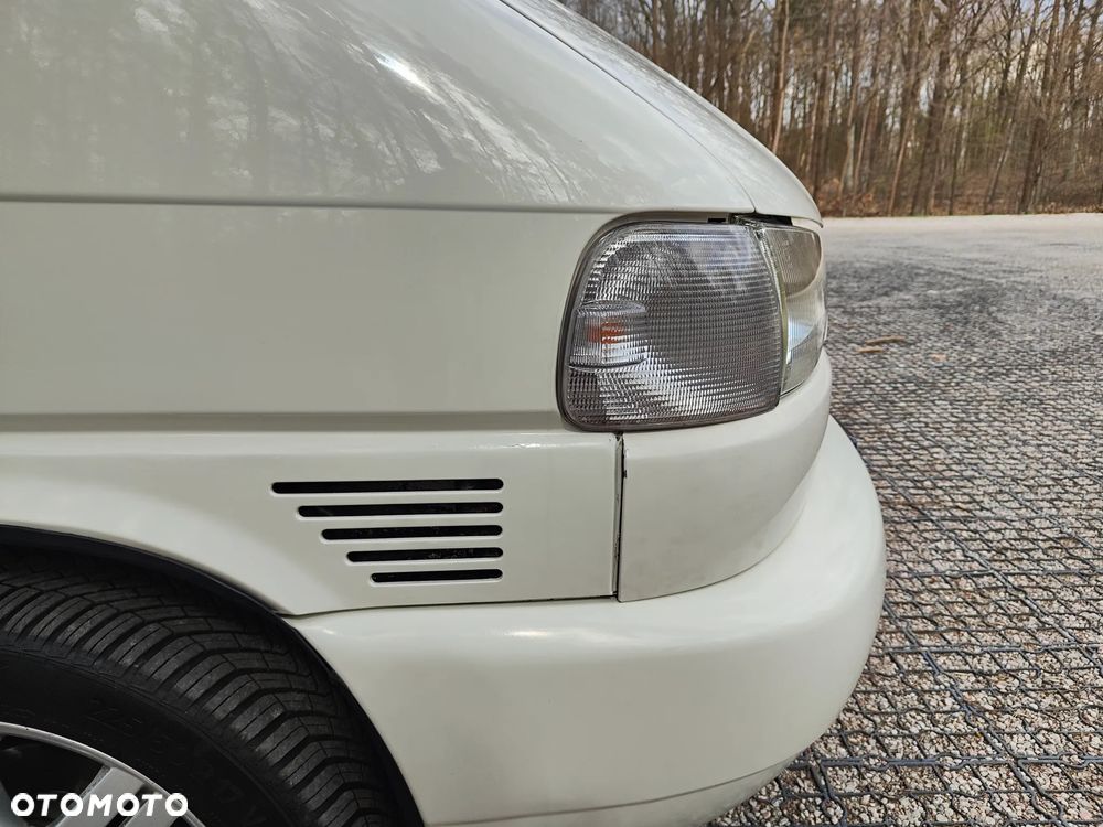 Volkswagen Transporter - 37