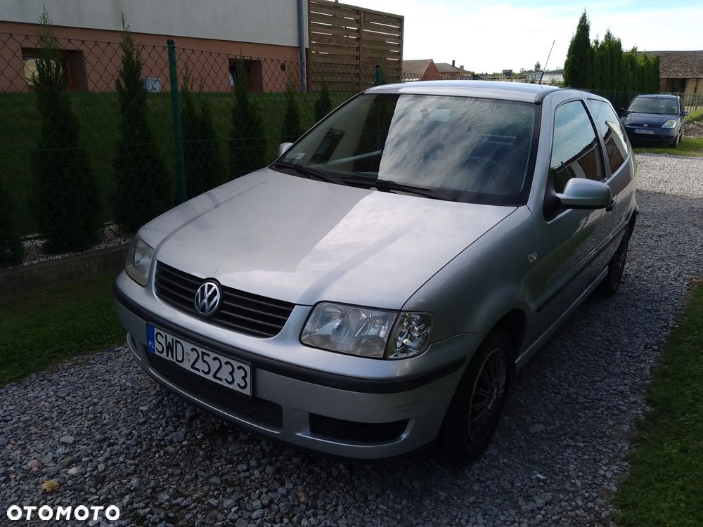 Volkswagen Polo - 3