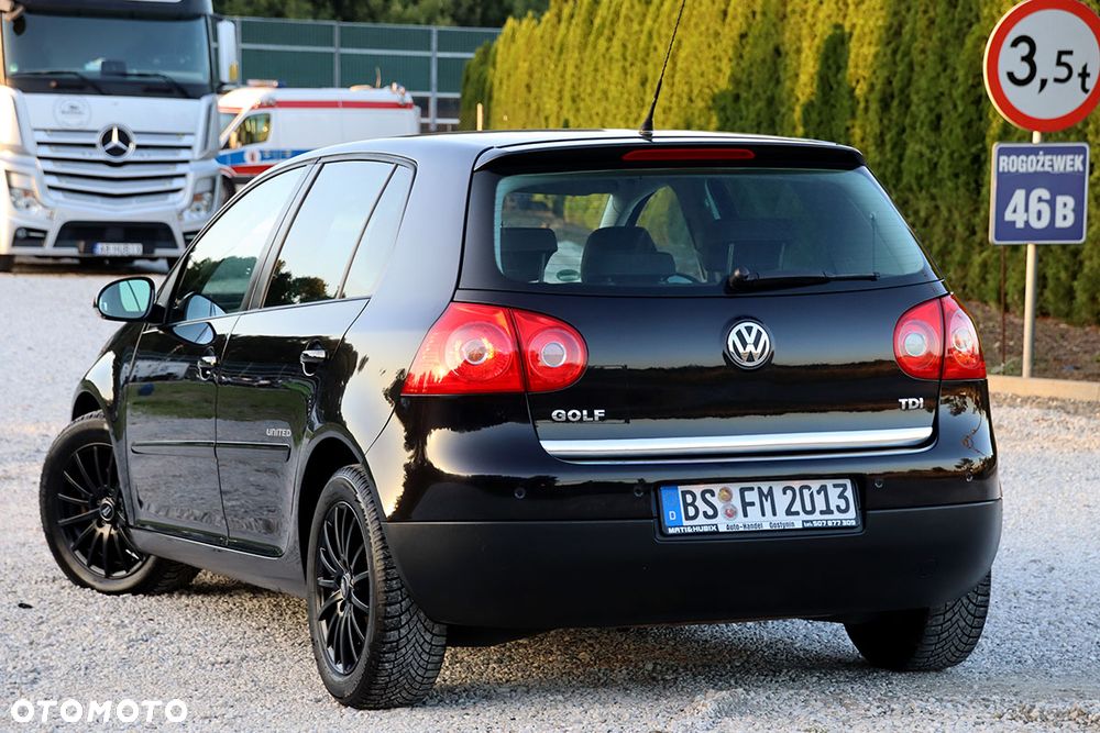 Volkswagen Golf 2008 photo 3