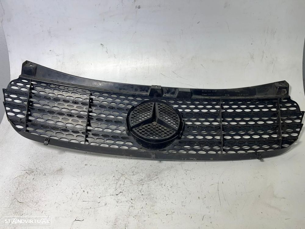Grelha Frente MERCEDES-BENZ VITO (W639) REF. A6398800185 - 2