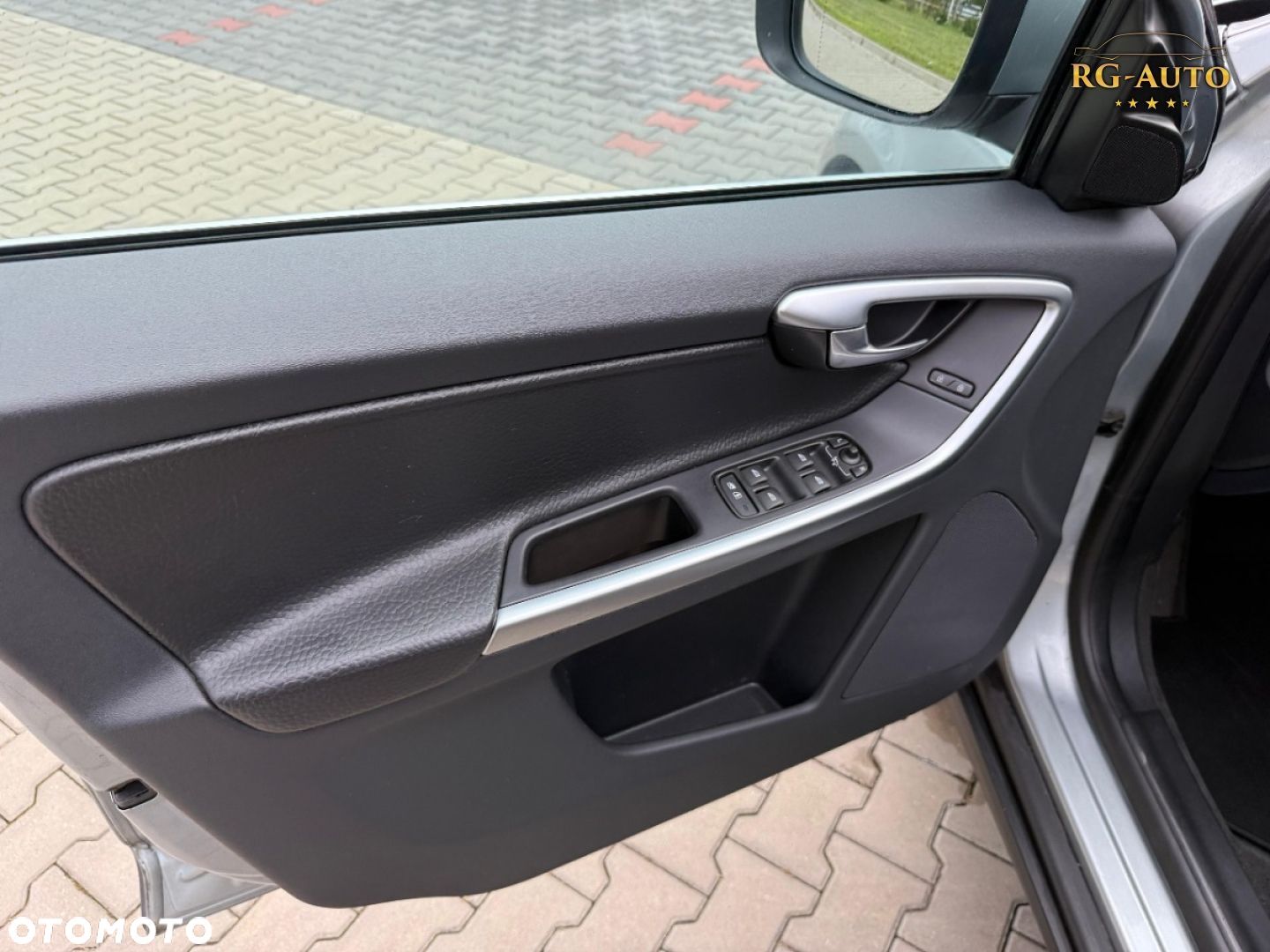 Volvo XC 60 - 35