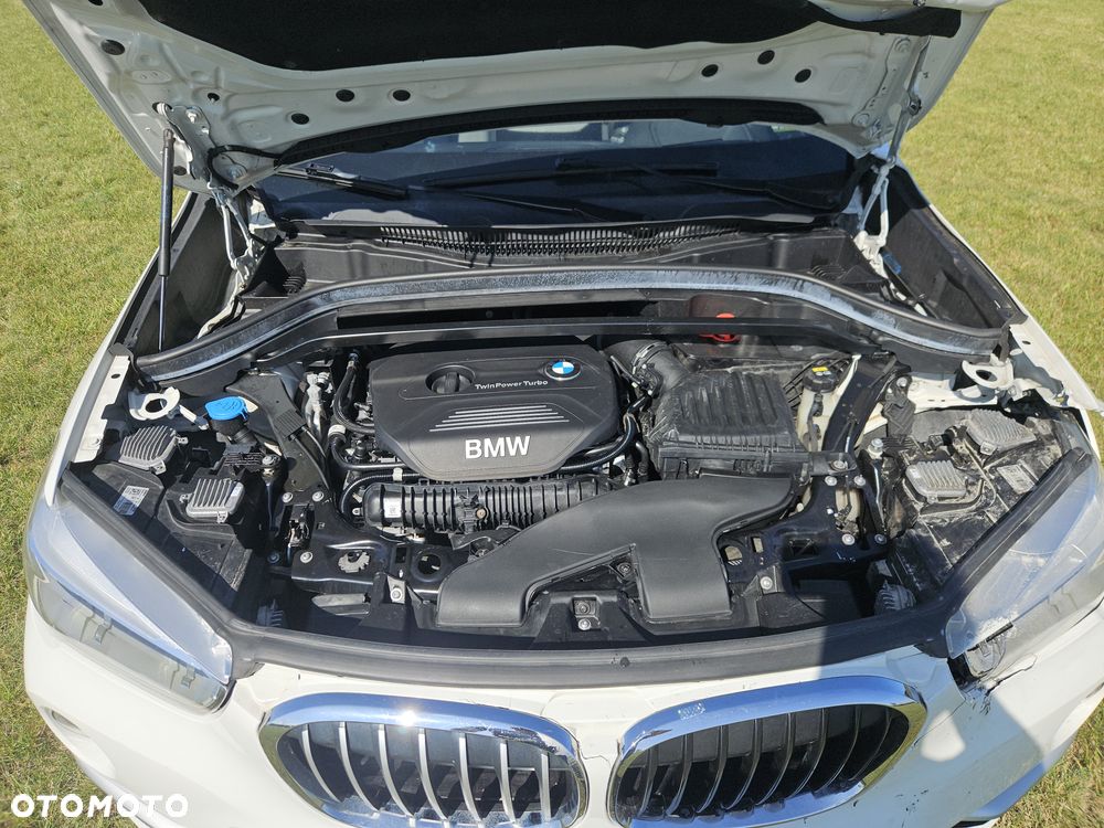BMW X1 xDrive25i xLine - 5
