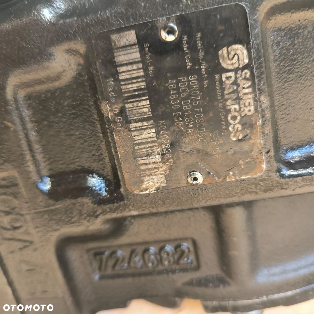 Pompa jazdy 516156 Sauer Danfoss 90R075 Massey Ferguson 9407 - 15