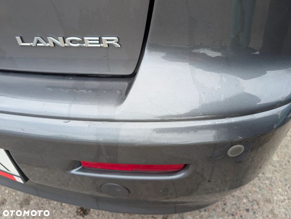 Mitsubishi Lancer 1.8 Intense - 15