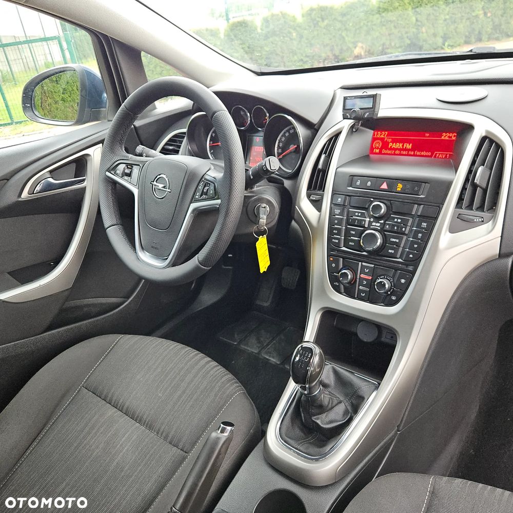 Opel Astra 1.6 Design Edition - 28