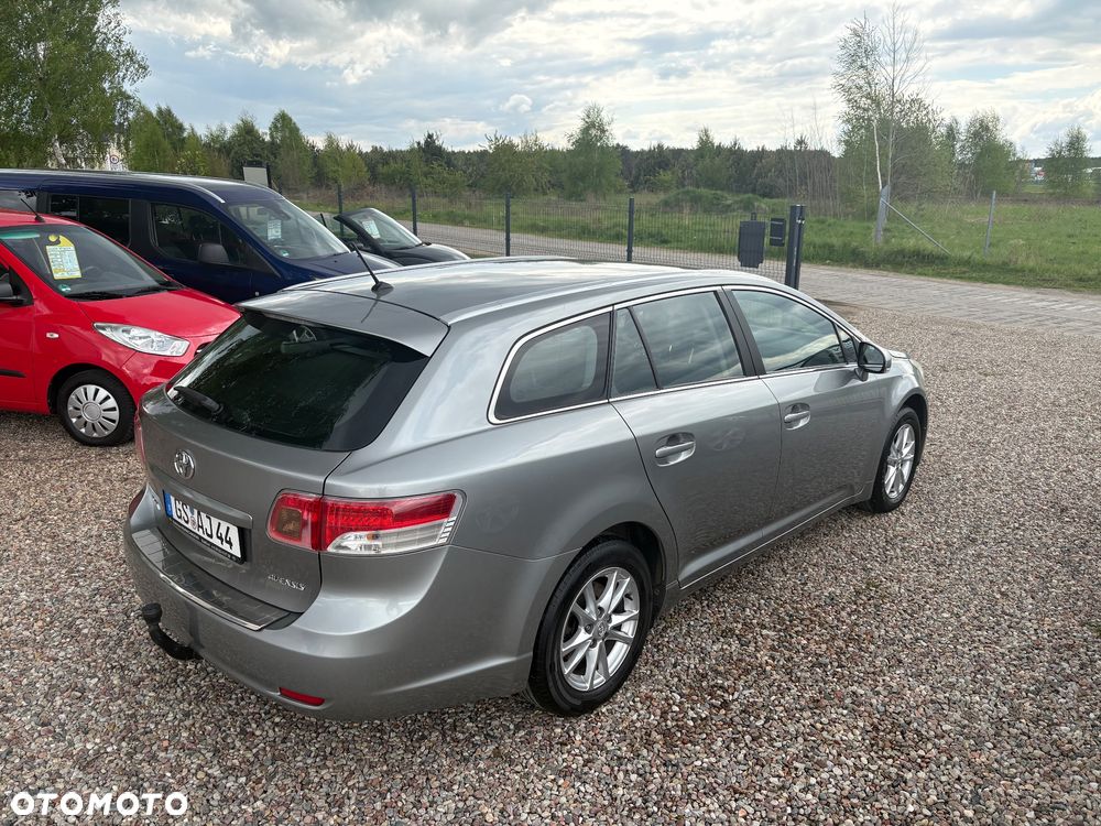 Toyota Avensis 1.8 Edition - 17