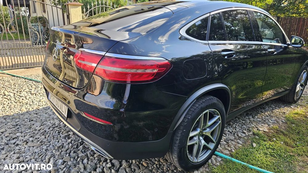 Mercedes-Benz GLC - 12