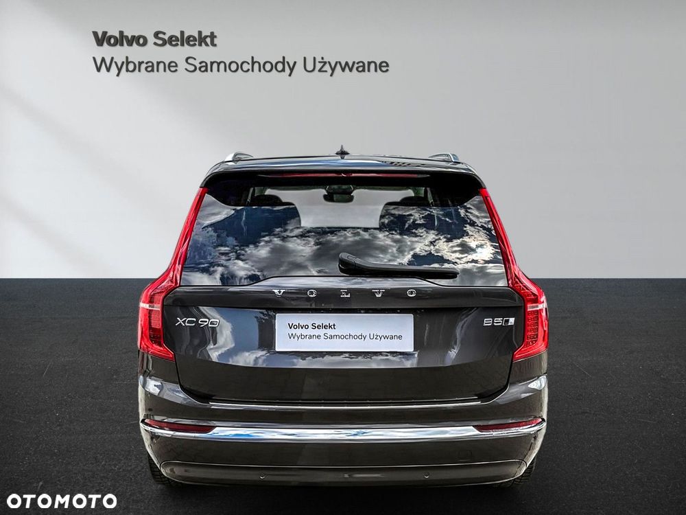 Volvo XC 90 - 8
