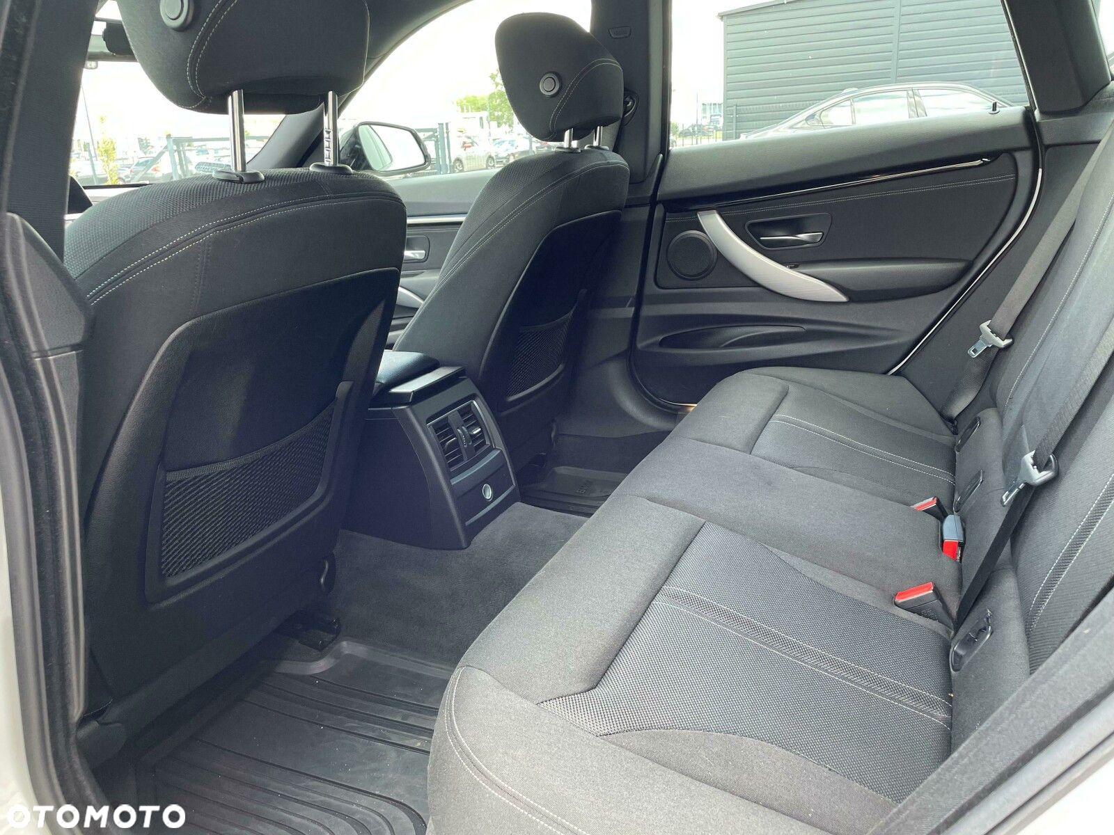 BMW Seria 3 320i GPF xDrive M Sport Sport - 14