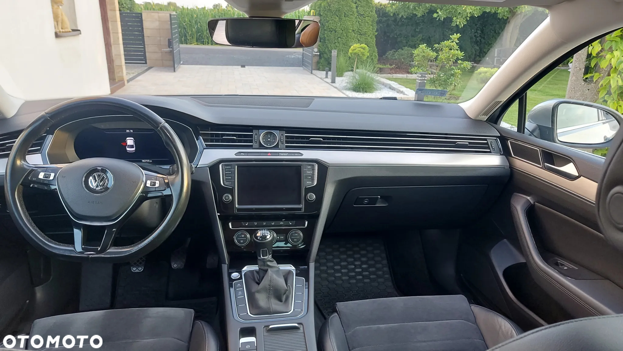 Volkswagen Passat - 7