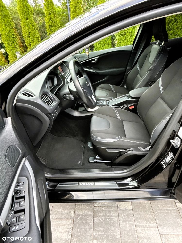 Volvo V40 - 12