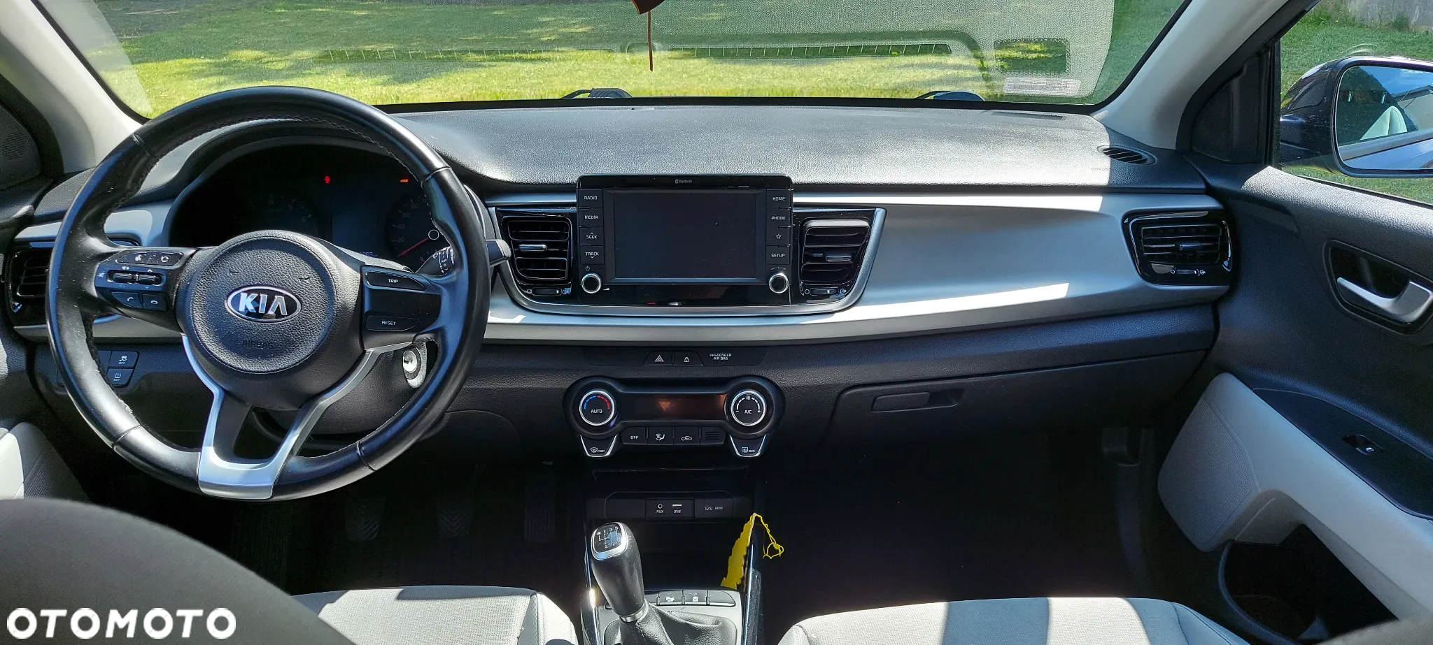 Kia Rio - 8