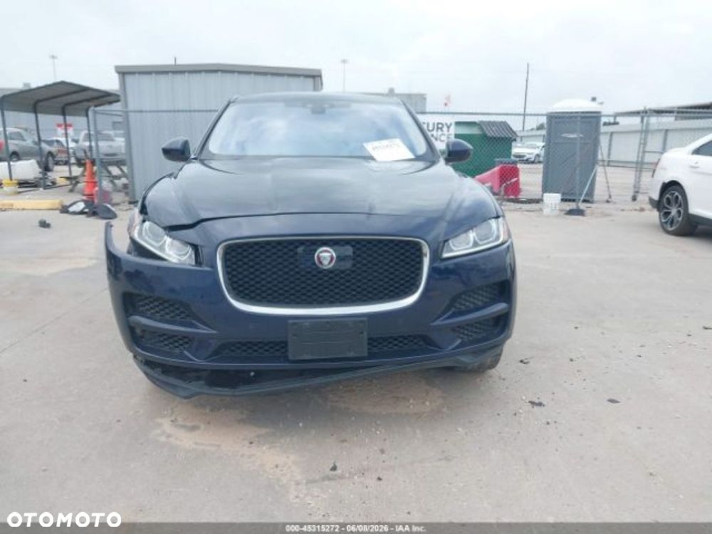 Jaguar F-Pace - 3