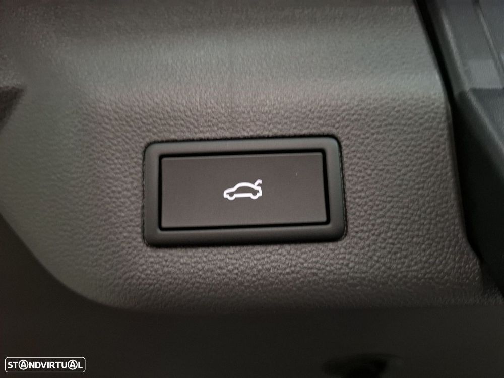 VW Multivan 1.5 TSI e-Hybrid Trend DSG - 16