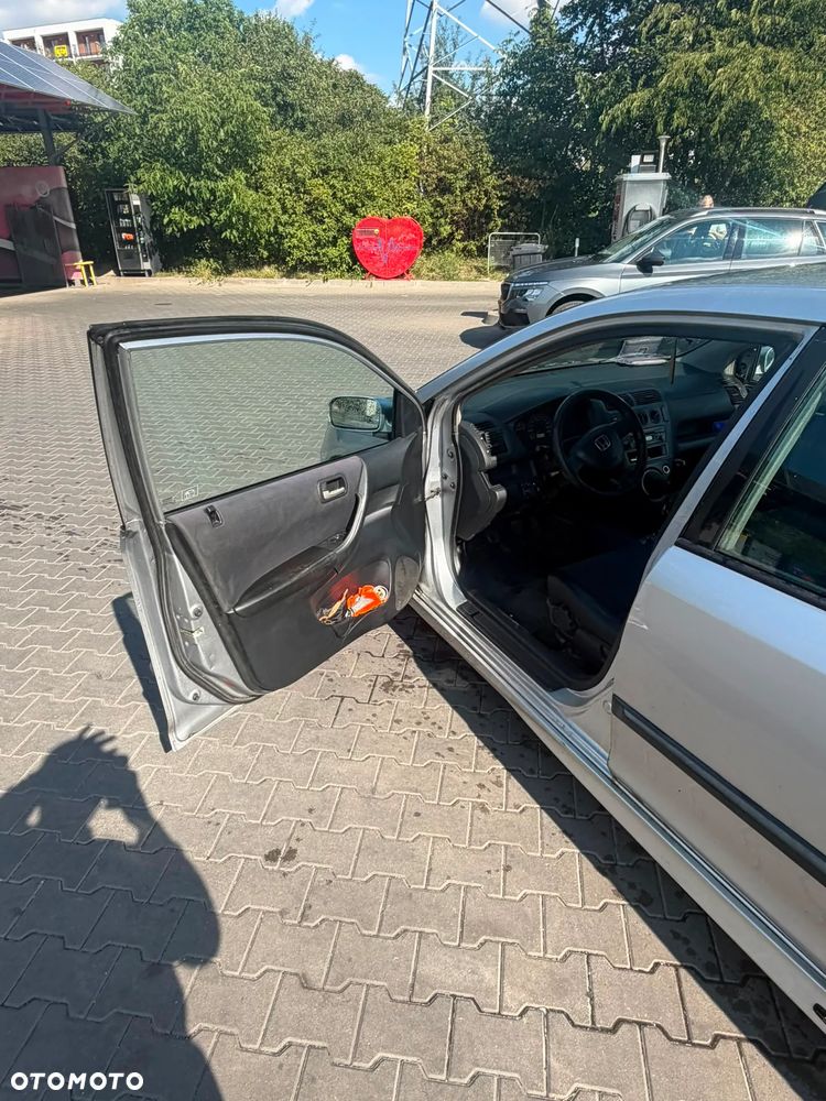 Honda Civic 1.4i S - 5