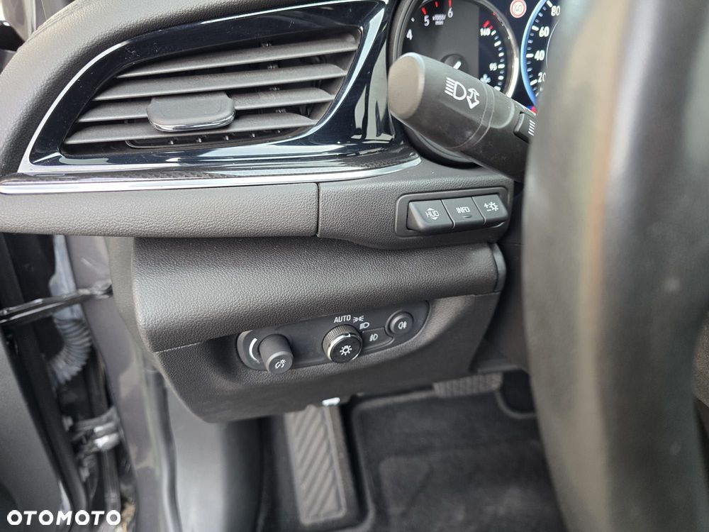 Opel Insignia 2.0 CDTI Elegance S&S - 13