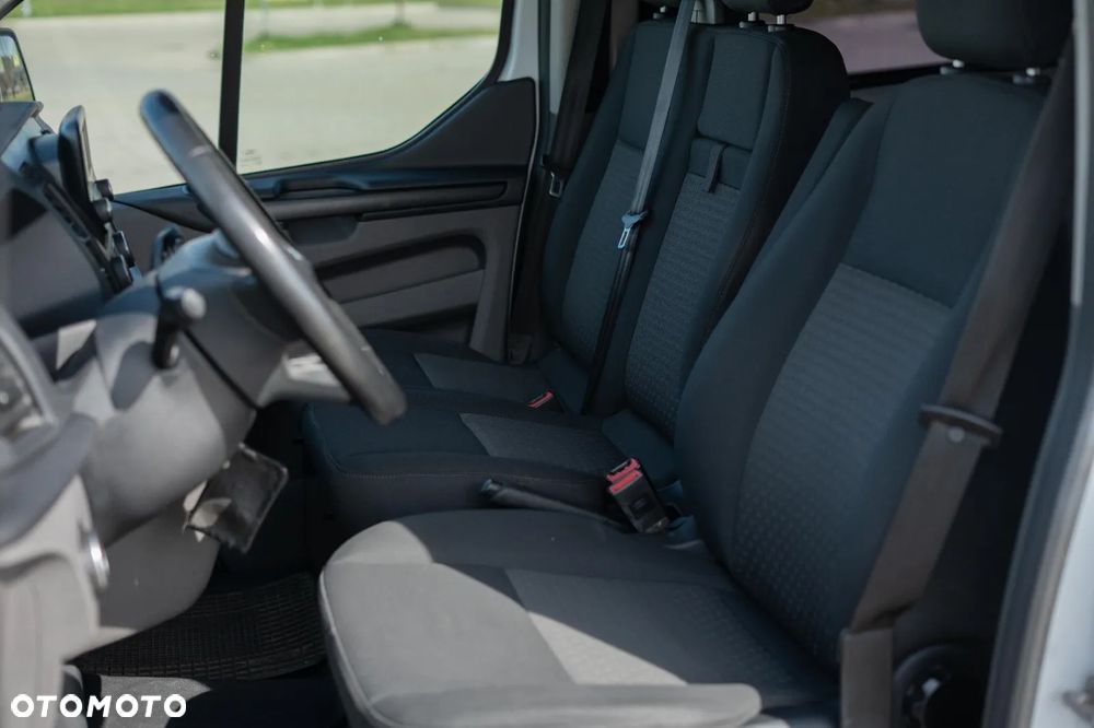 Ford Transit Custom - 21