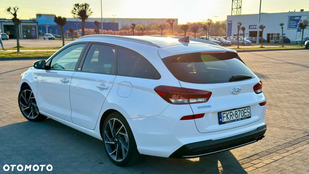 Hyundai i30 1.6 CRDI 48V-Hybrid N-Line - 13