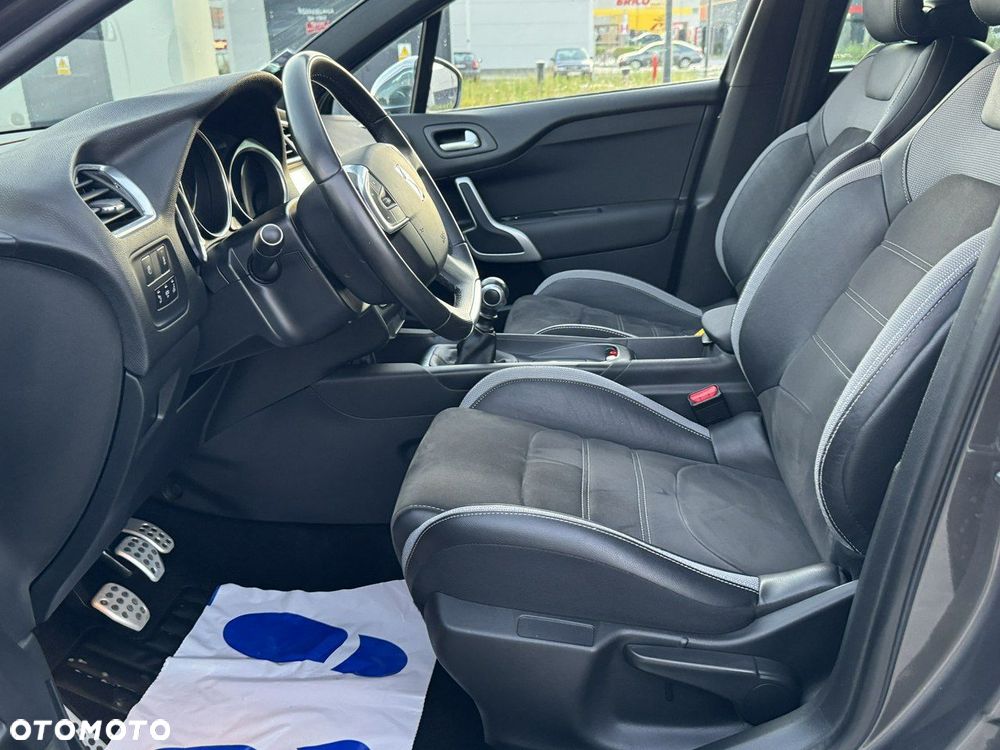 DS Automobiles DS 4 - 17