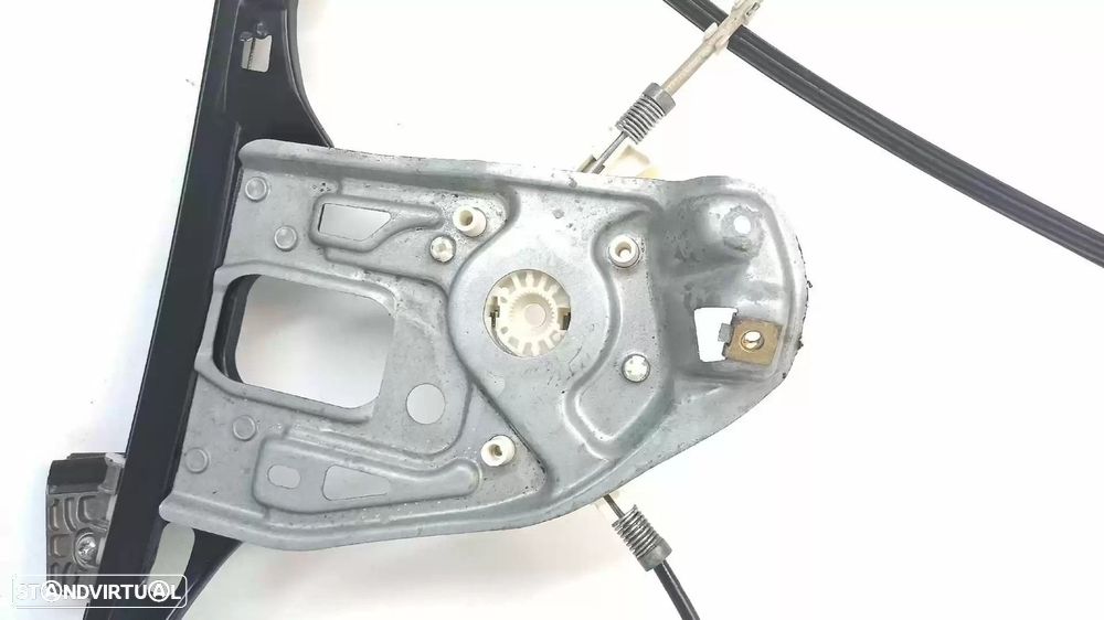 ELEVADOR DE VIDRO FRONTAL DIREITO MERCEDES-BENZ CLASSE CLC 2004 -A2037203846 - 1