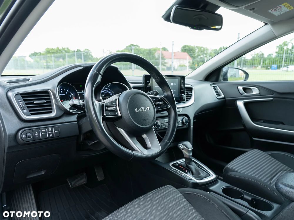 Kia Ceed 1.5 T-GDI M DCT - 16