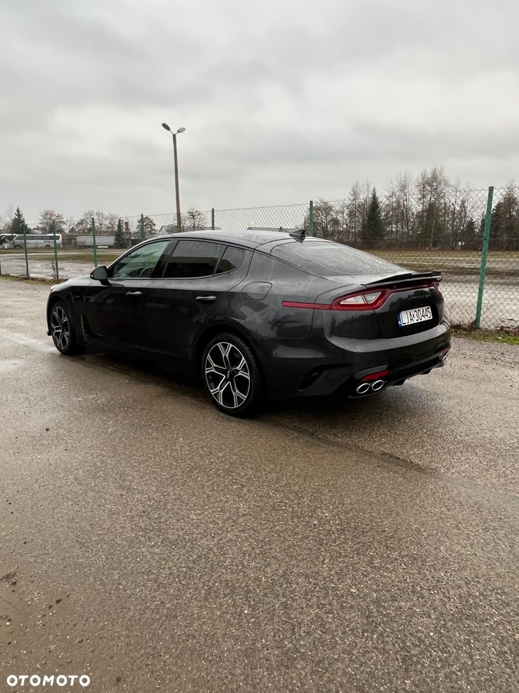 Kia Stinger 2.0 T-GDI GT Line - 3