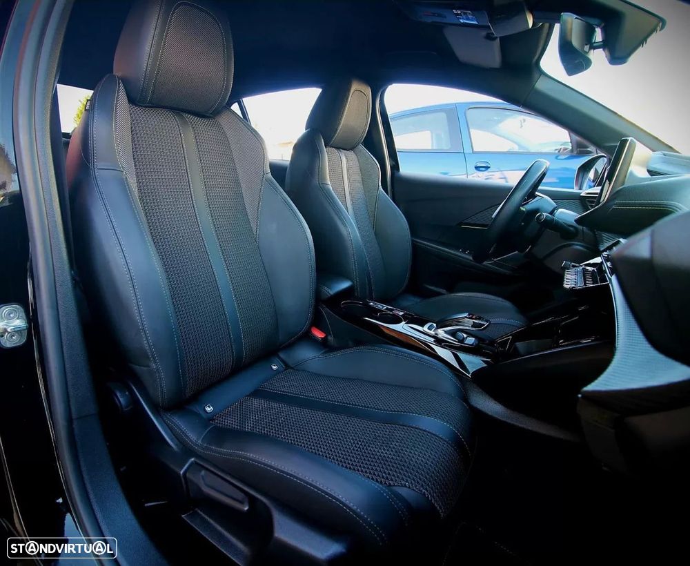 Peugeot e-208 50 kWh GT Line - 27