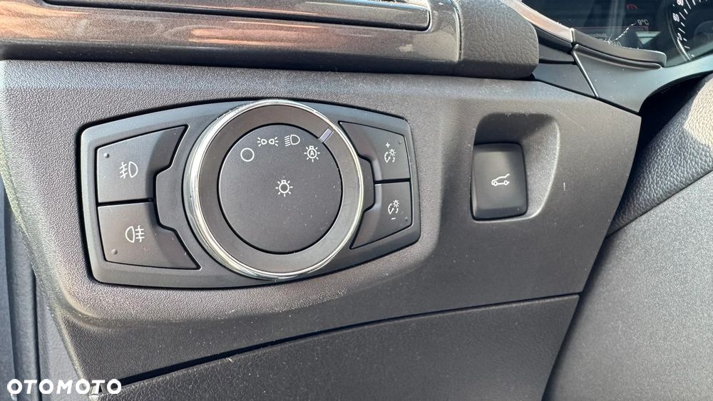Ford Mondeo 2.0 EcoBlue Titanium - 19