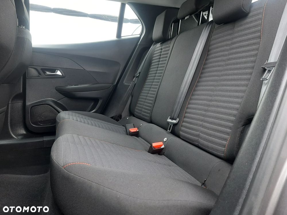 Peugeot 2008 BlueHDi 110 Active Pack - 23