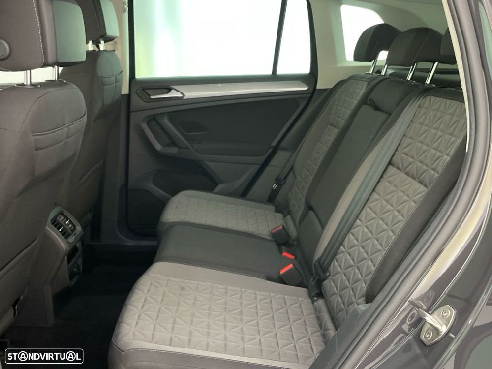 VW Tiguan 1.4 TSI eHybrid Life DSG - 12