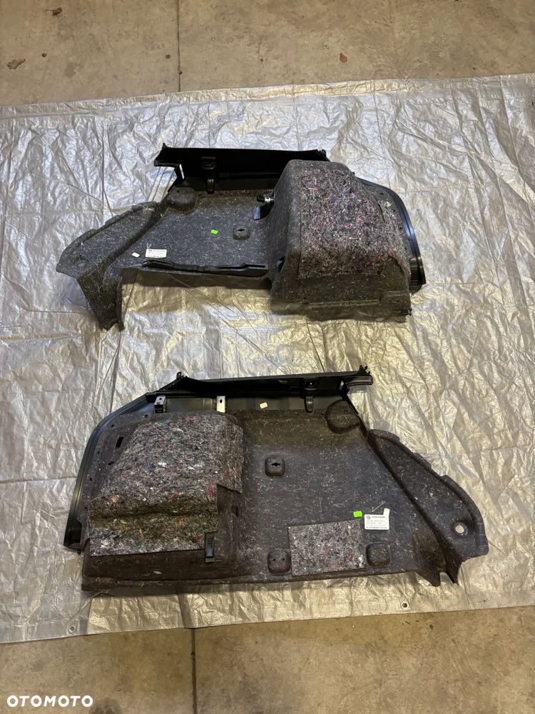 Skoda Octavia III boczek bagażnika tapicerka prawy lewy 5E9867428AF 5E9867427AM - 3