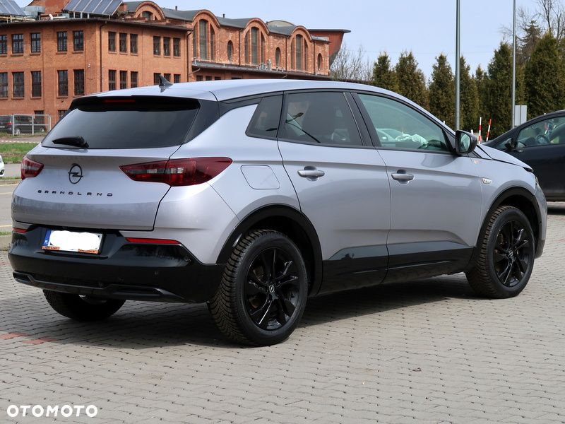 Opel Grandland 1.2 T GS S&S - 3