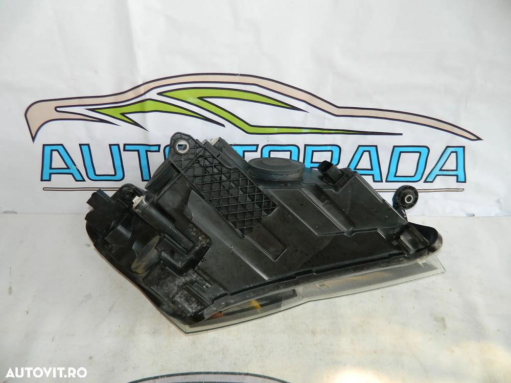Far stanga halogen Skoda Superb Facelift 2019-2022 cod 3V1941015 - 6